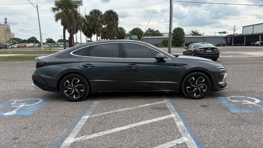 Certified 2024 Hyundai Sonata SEL FWD image 2