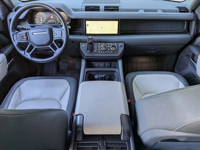 Used 2024 Land Rover Defender 110 X-Dynamic SE image 16