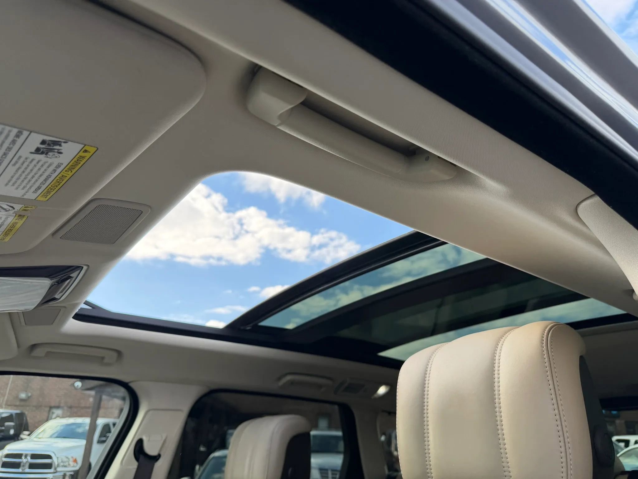 Used 2019 Land Rover Range Rover Sport HSE AWD/4WD image 39