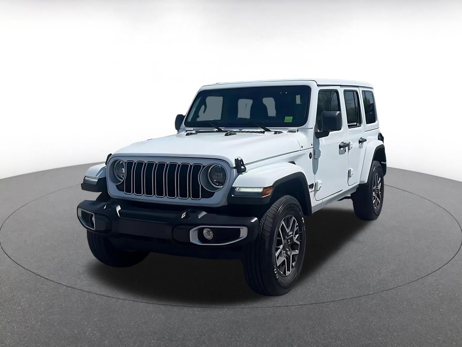 Used 2025 Jeep Wrangler Sahara image 7