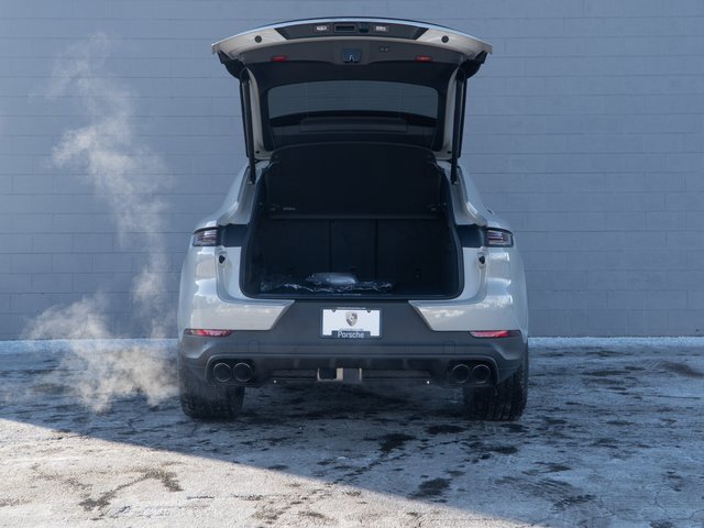New 2026 Porsche Cayenne S image 14