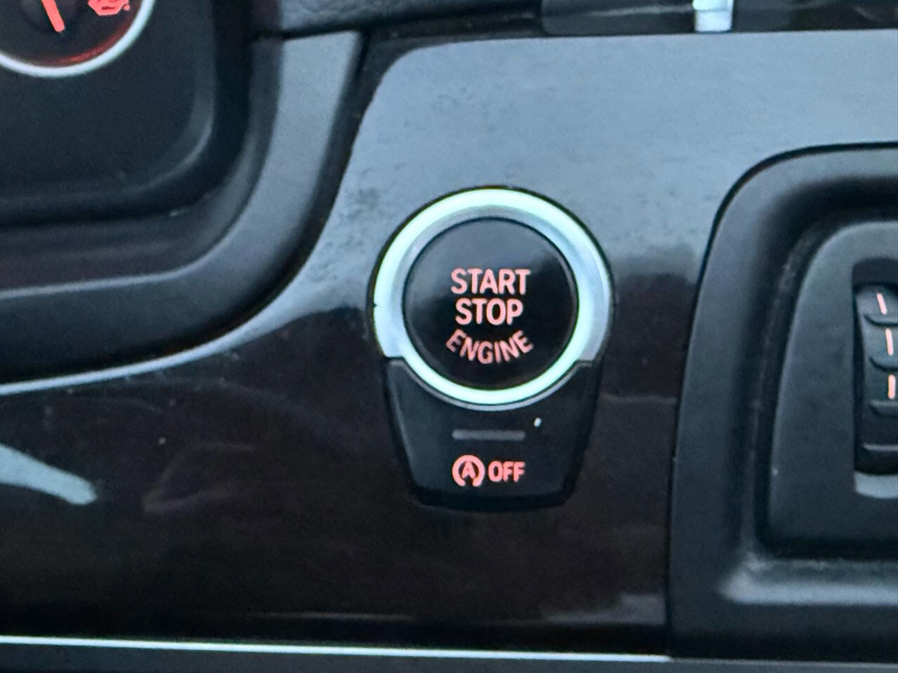 Used 2014 BMW 528i xDrive Sedan image 30