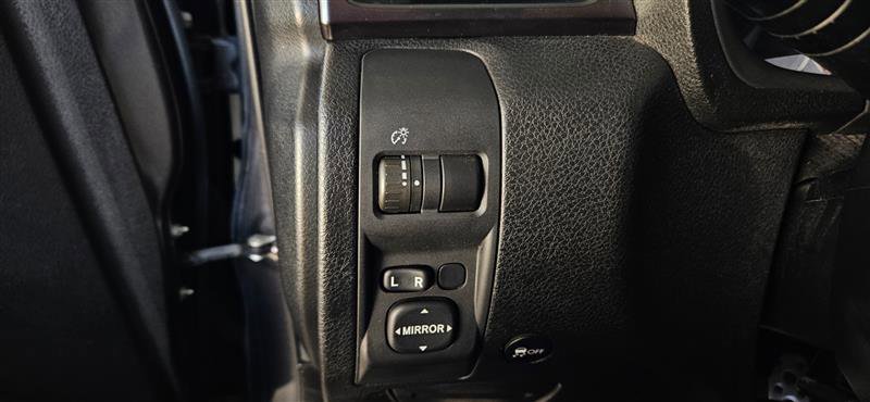 Used 2013 Subaru Impreza WRX Premium image 14