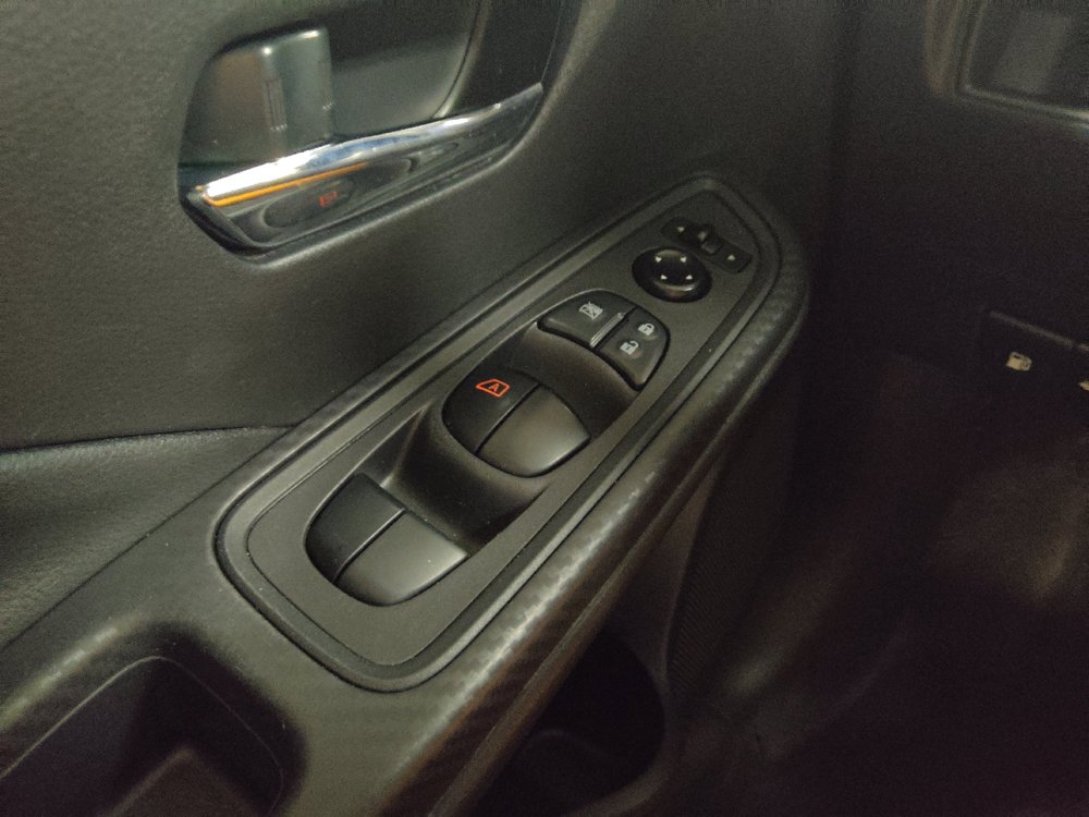 Used 2024 Nissan Versa SV FWD image 27