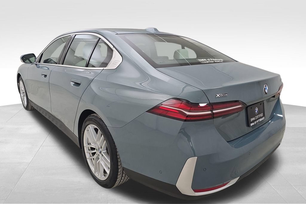 Certified 2024 BMW 530i xDrive w/ Premium Package AWD/4WD image 7