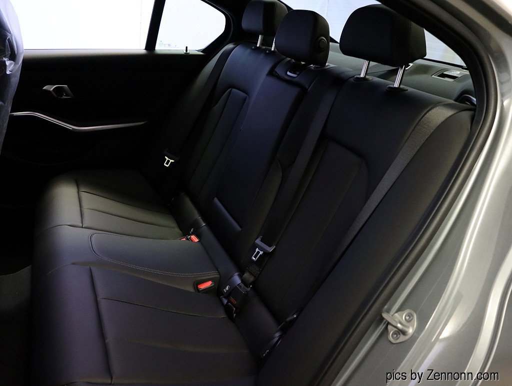 Used 2026 BMW 330i xDrive Sedan image 27