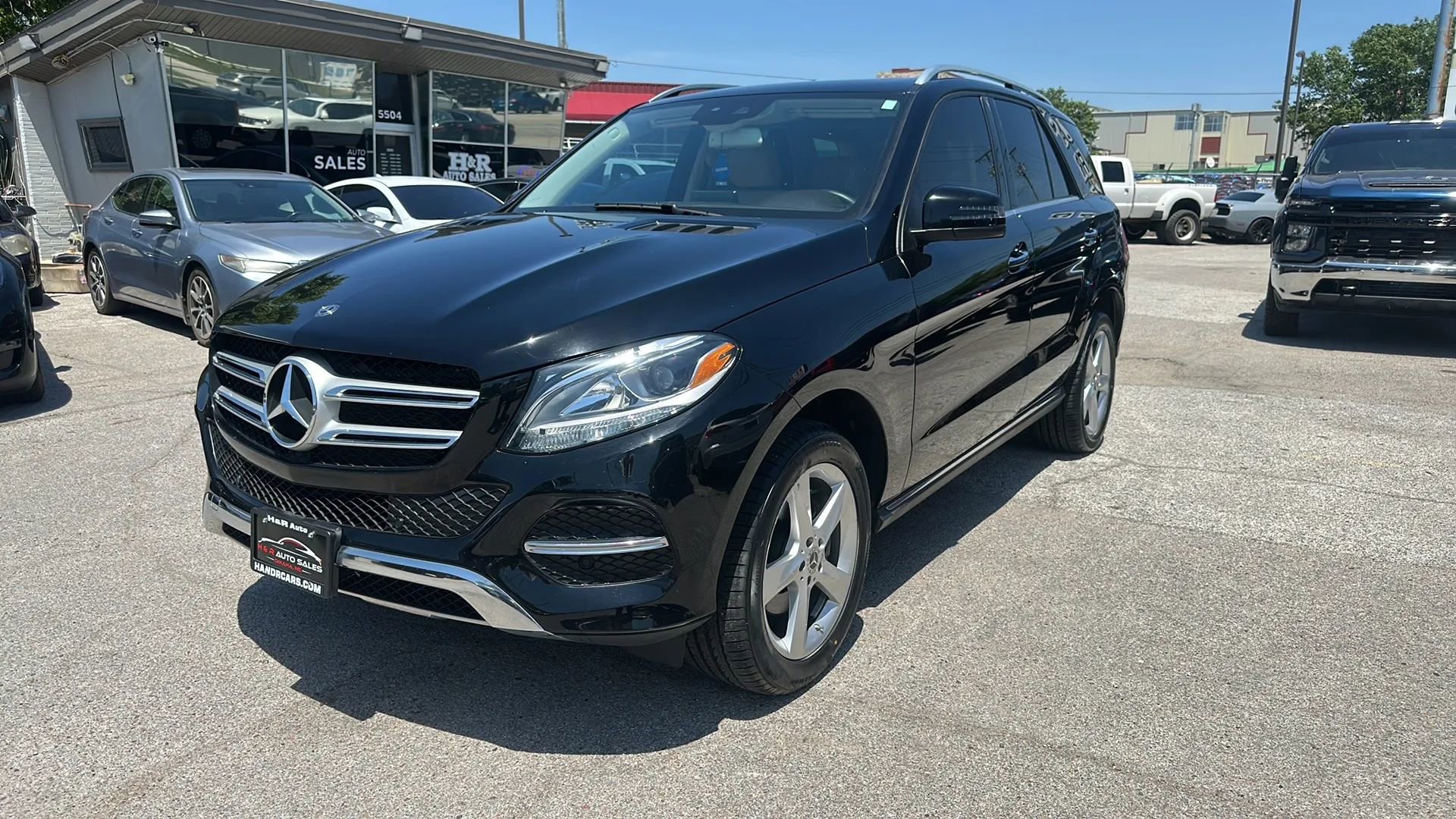 Used 2018 Mercedes-Benz GLE 350 4MATIC image 3