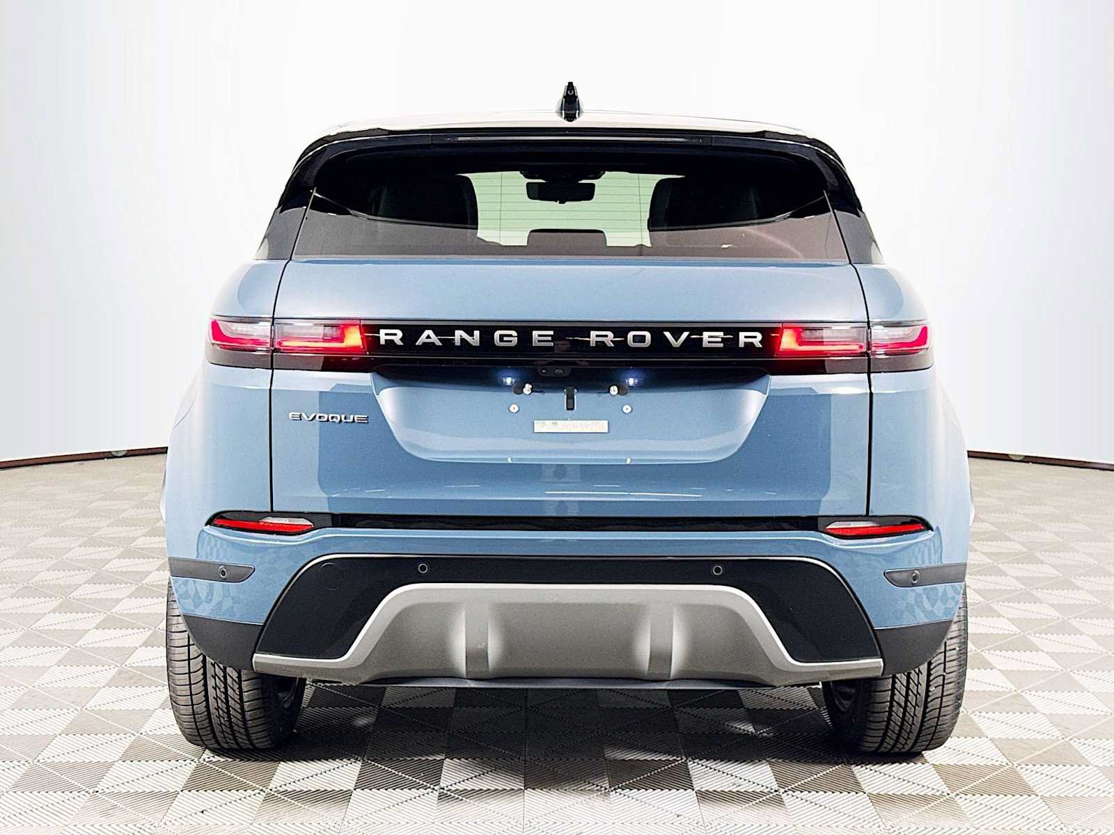 Used 2026 Land Rover Range Rover Evoque S AWD/4WD image 6