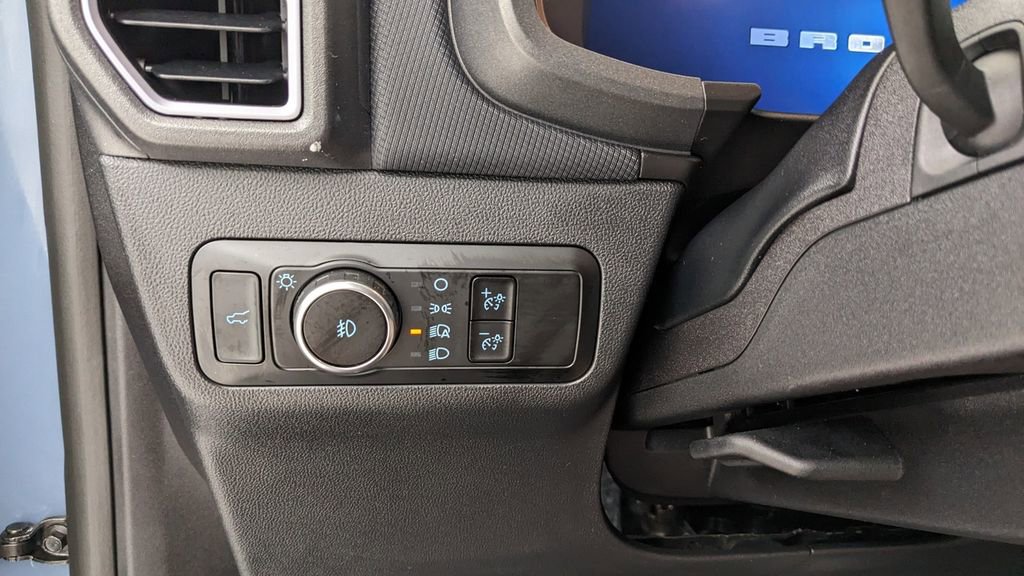 Certified 2025 Ford Bronco Sport Outer Banks w/ Outer Banks Tech Package+ AWD/4WD image 21
