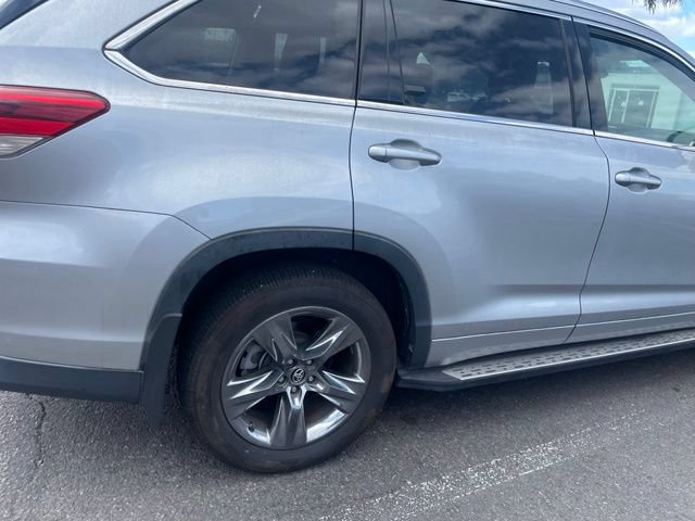 Used 2018 Toyota Highlander Limited Platinum AWD/4WD image 23