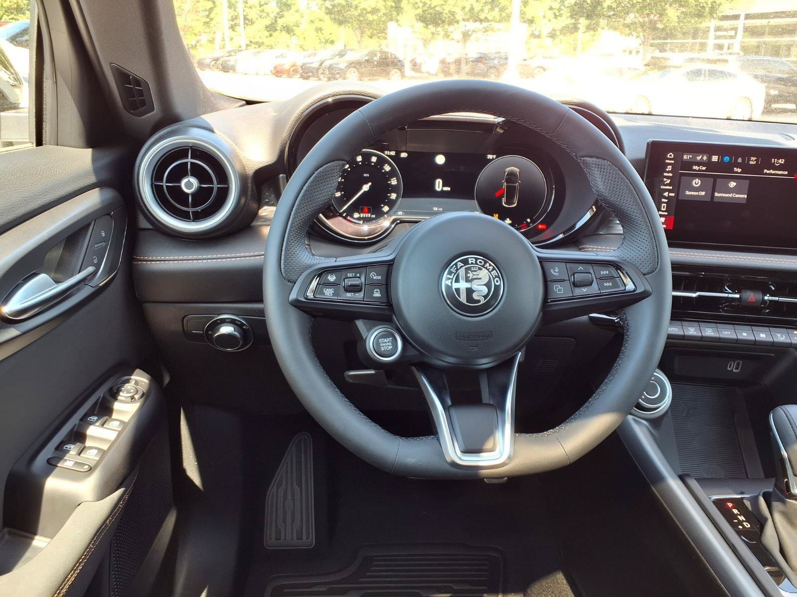 New 2026 Alfa Romeo Tonale w/ Active Assist Package AWD/4WD image 23