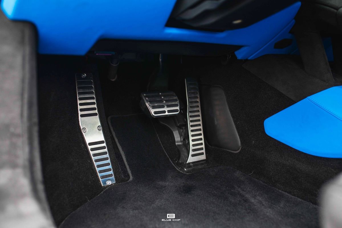 Used 2024 Lamborghini Huracan Tecnica image 14