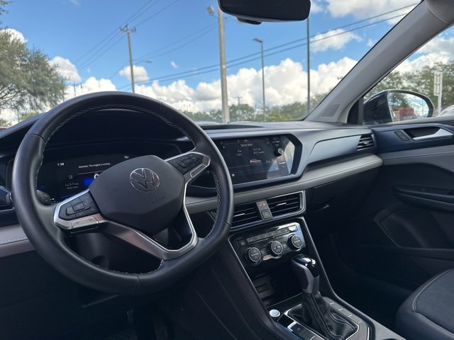 Used 2024 Volkswagen Taos SE image 22