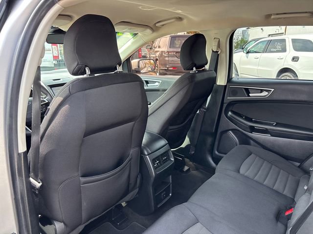 Used 2019 Ford Edge SEL image 10