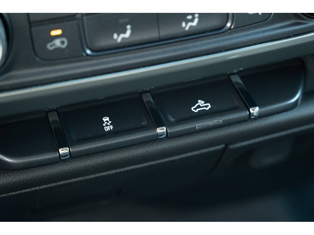 Used 2019 Chevrolet Silverado 1500 LT AWD/4WD image 26