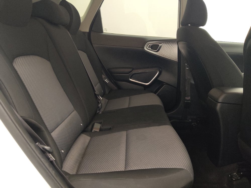 Used 2023 Kia Soul LX w/ Option Group 015 FWD image 19