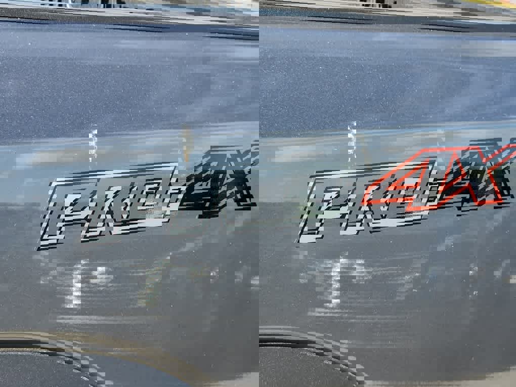 New 2026 Nissan Frontier PRO-4X w/ Pro-4x Convenience Package image 18