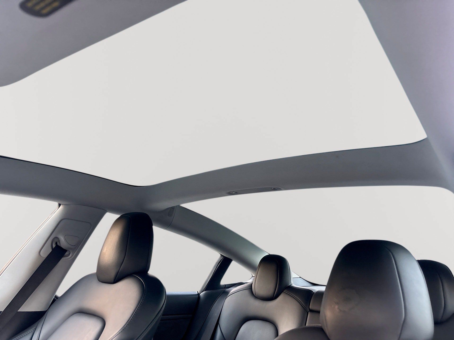 Used 2020 Tesla Model 3 Standard Range Plus RWD image 16