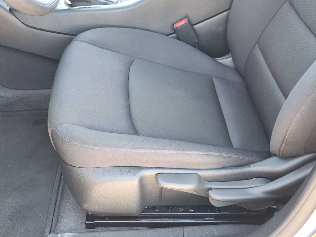 Used 2025 Chevrolet Malibu LS FWD image 17
