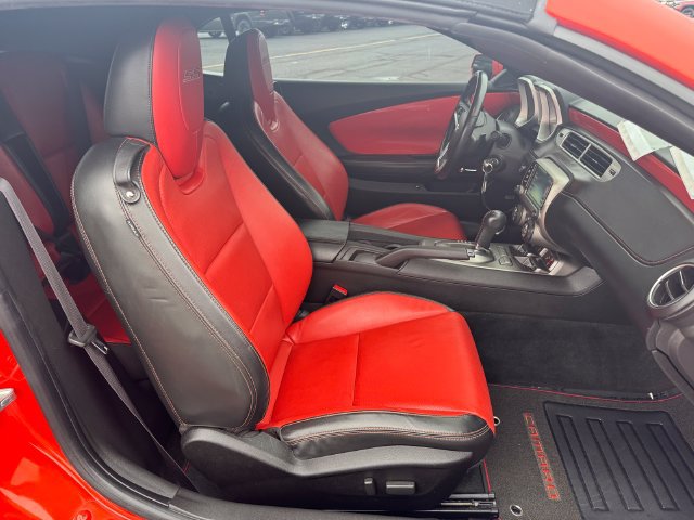 Used 2013 Chevrolet Camaro SS w/ RS Package RWD image 14