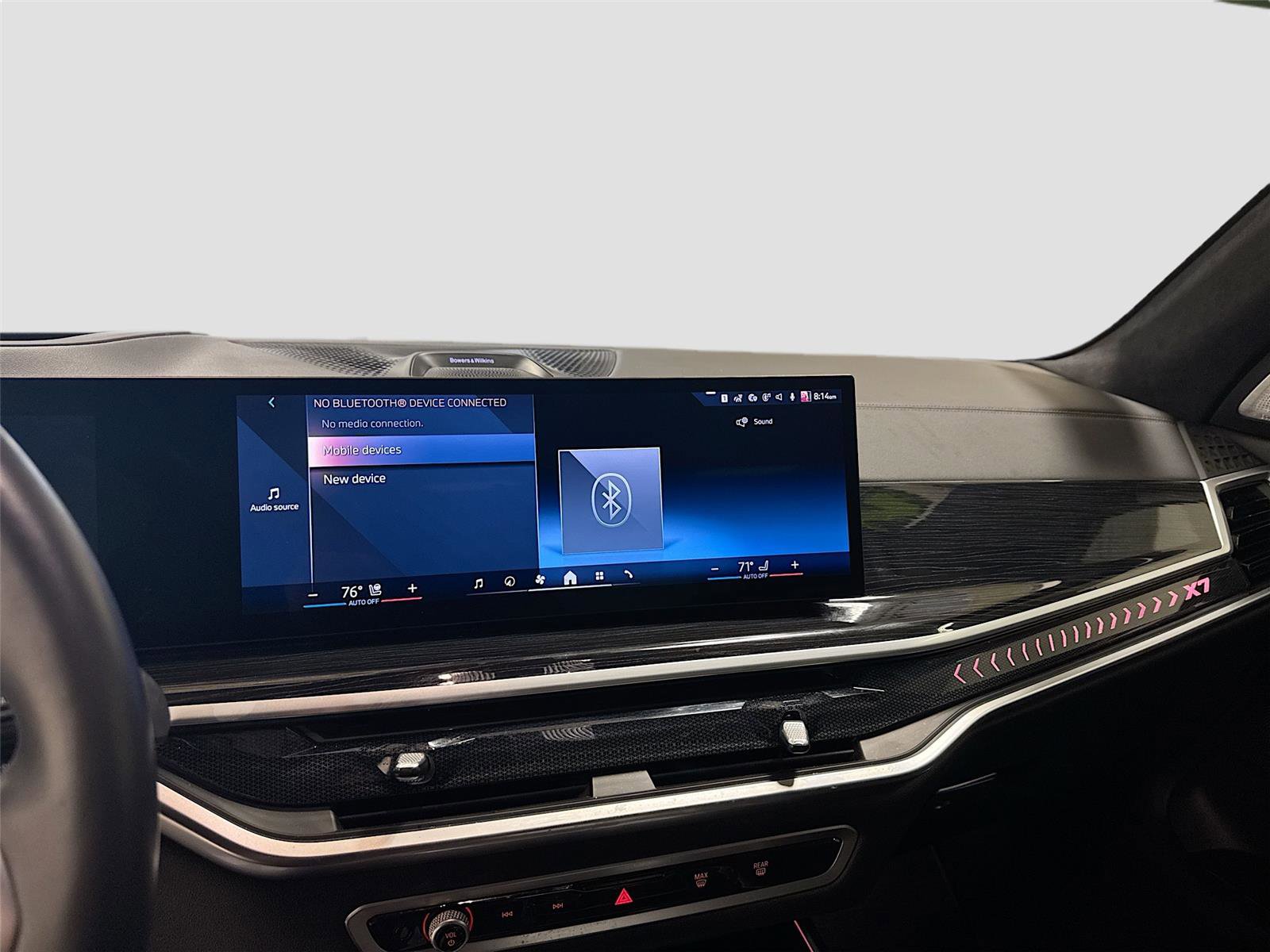 Used 2024 BMW X7 xDrive40i w/ M Sport Package image 15