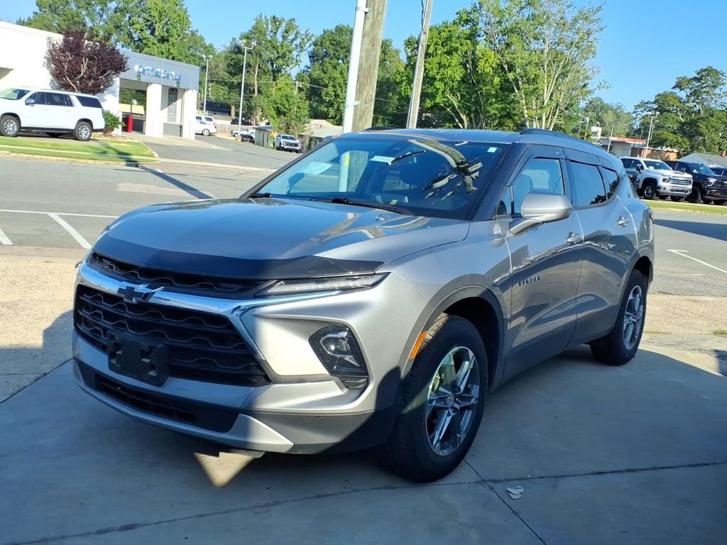 Used 2024 Chevrolet Blazer LT w/ Convenience Package FWD image 8