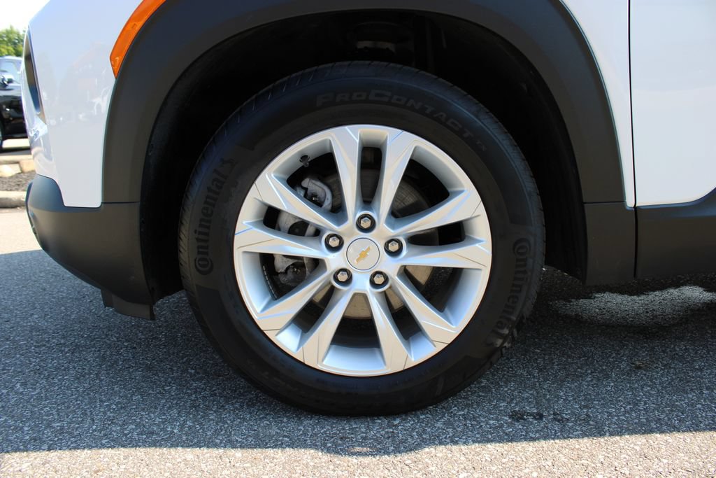 Used 2023 Chevrolet TrailBlazer LS FWD image 22