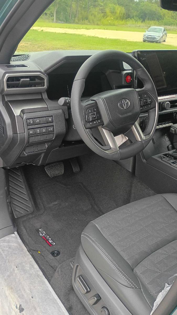 New 2026 Toyota 4Runner TRD Off-Road Premium AWD/4WD image 11
