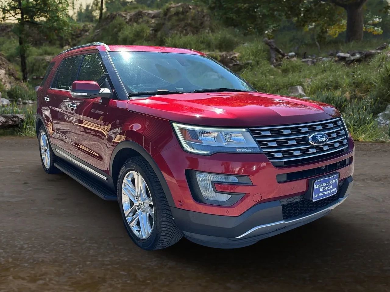 Used 2017 Ford Explorer Limited w/ Equipment Group 301A image 3
