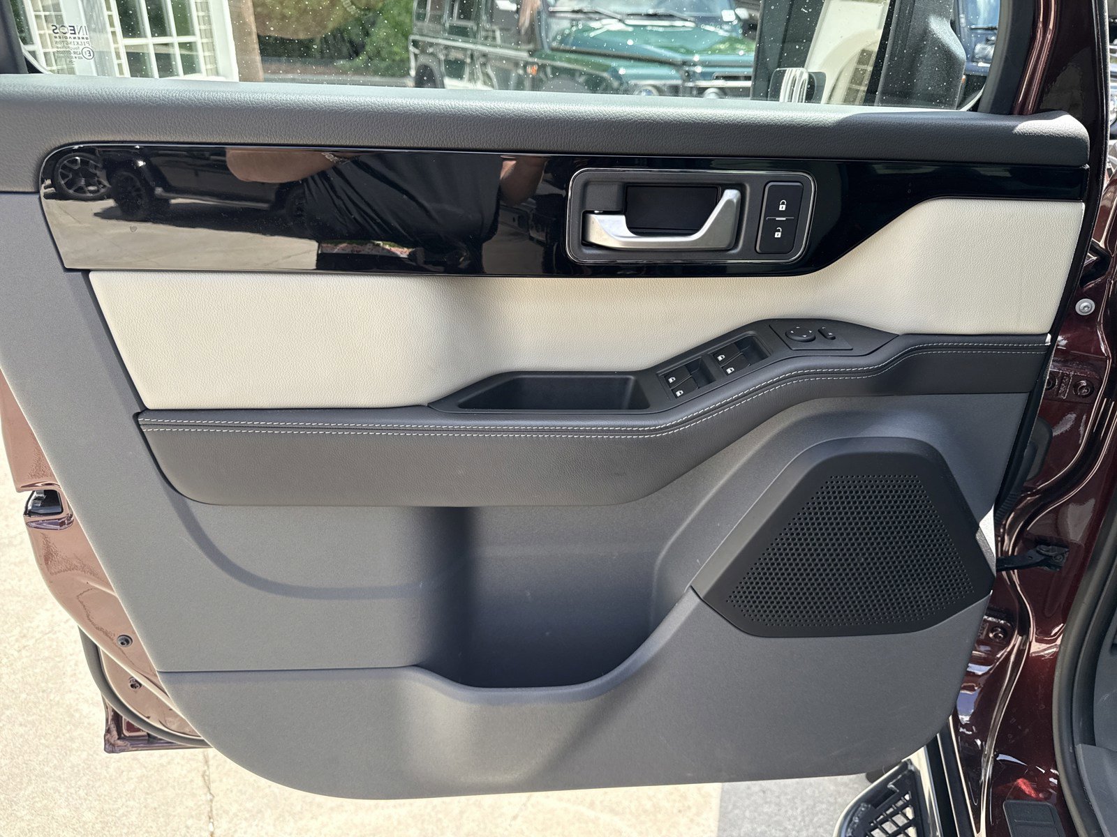 Used 2025 INEOS Grenadier AWD/4WD image 16