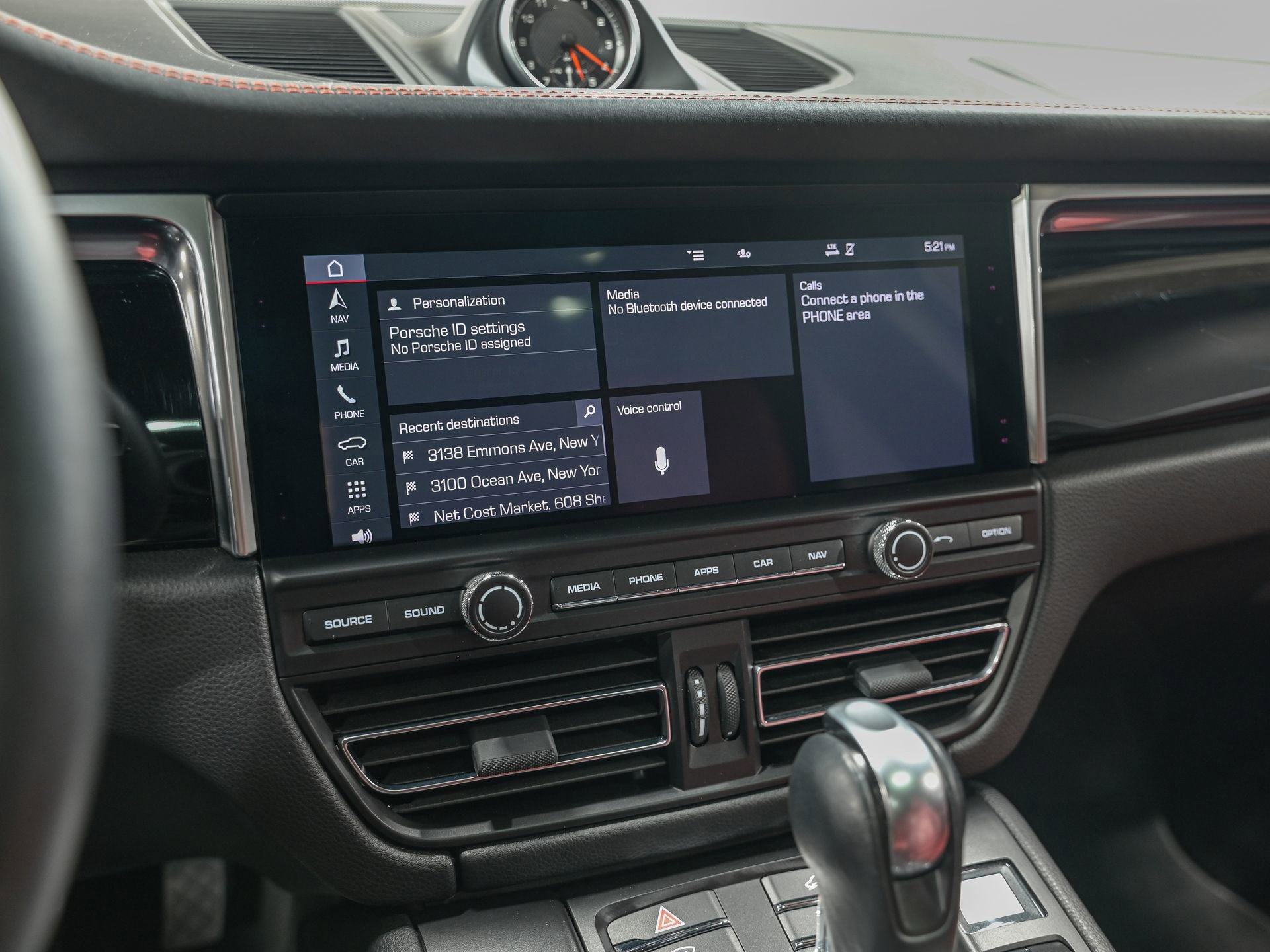 Used 2020 Porsche Macan S image 22