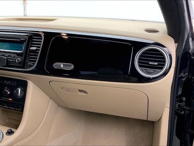 Used 2015 Volkswagen Beetle 1.8T image 16