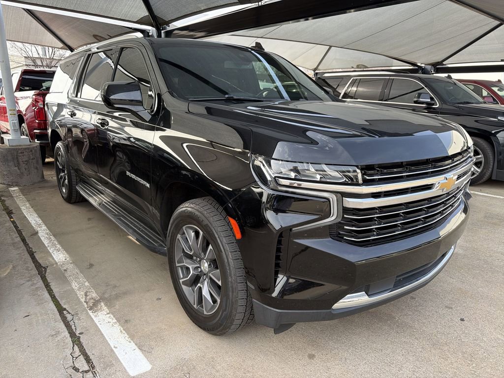Used 2021 Chevrolet Suburban LT image 2