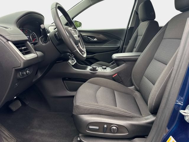 Used 2023 GMC Terrain SLE w/ Driver Convenience Package AWD/4WD image 16