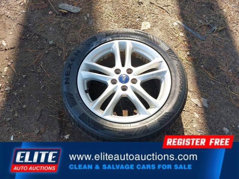 Used 2018 Ford Fusion SE w/ Fusion SE Technology Package image 23