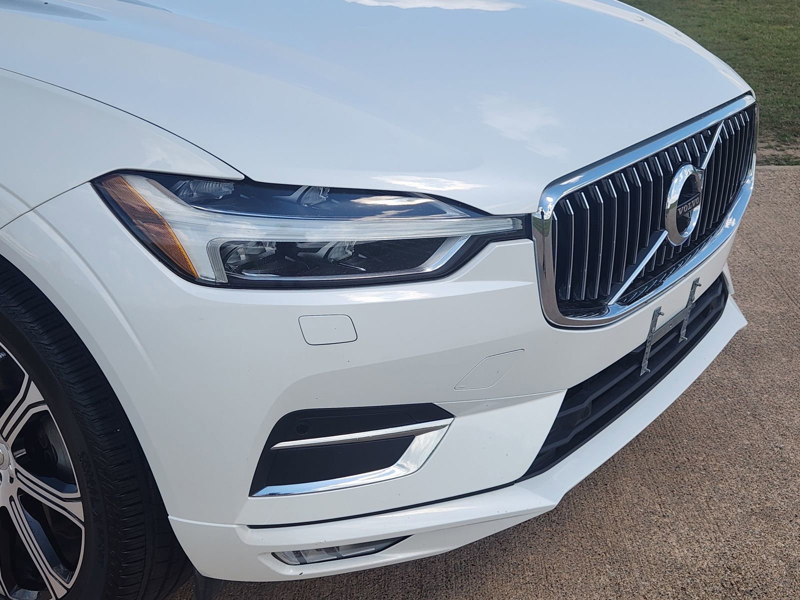 Used 2020 Volvo XC60 T6 Inscription w/ Protection Package Premier AWD/4WD image 12