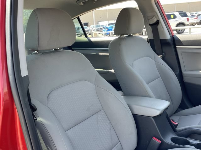 Used 2020 Hyundai Elantra SE FWD image 24