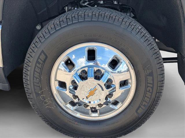 New 2026 Chevrolet Silverado 3500 LT w/ Convenience Package image 9