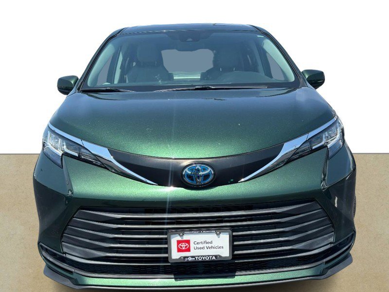 Certified 2021 Toyota Sienna LE FWD image 9