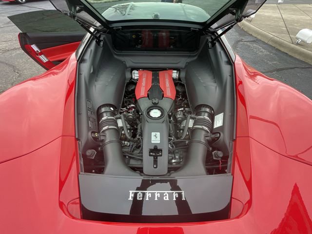 Used 2018 Ferrari 488 GTB RWD image 22