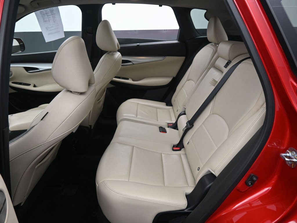 Used 2021 INFINITI QX50 Sensory w/ Cargo Package image 31
