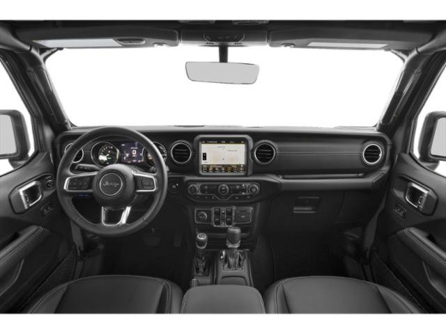 Used 2023 Jeep Wrangler Unlimited Sahara AWD/4WD image 5
