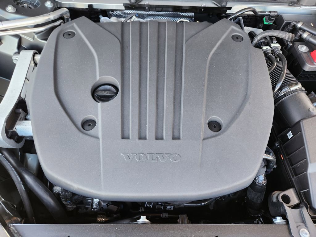 New 2026 Volvo XC60 B5 Plus w/ Protection Package Premier image 20