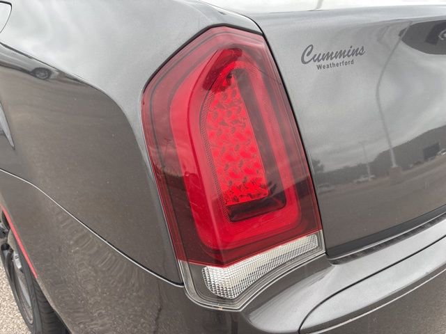 Used 2018 Chrysler 300 S image 11