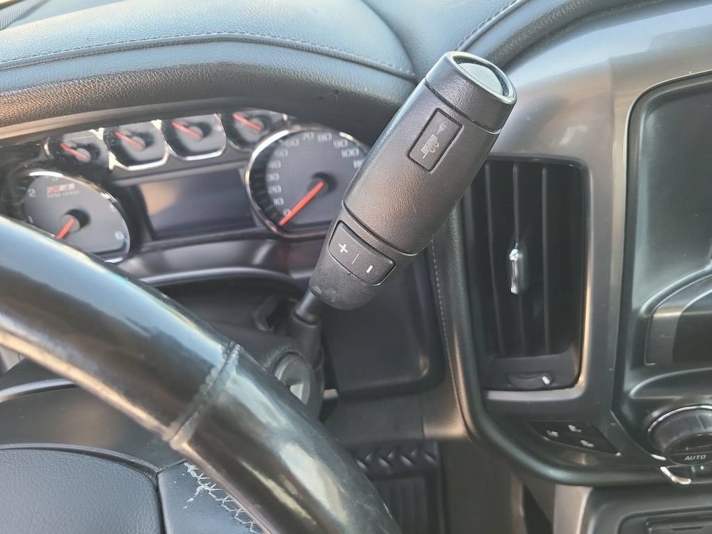 Used 2017 Chevrolet Silverado 1500 LTZ Z71 w/ LTZ Plus Package AWD/4WD image 22
