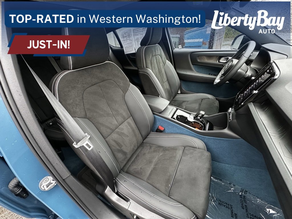 Used 2023 Volvo C40 P8 Recharge Ultimate w/ Protection Package Premier image 17