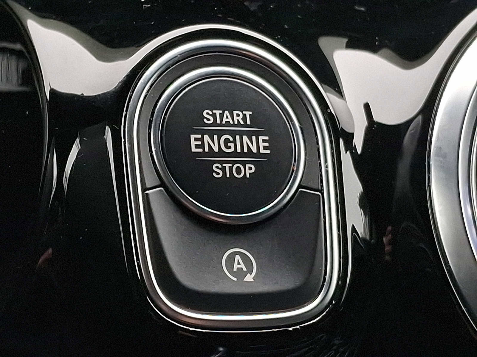 Certified 2023 Mercedes-Benz GLA 250 4MATIC image 18