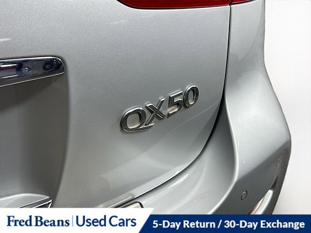 Used 2016 INFINITI QX50 AWD w/ Deluxe Touring Package image 30