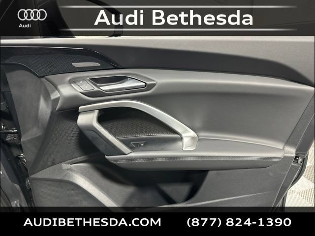Certified 2025 Audi Q5 Premium AWD/4WD image 30