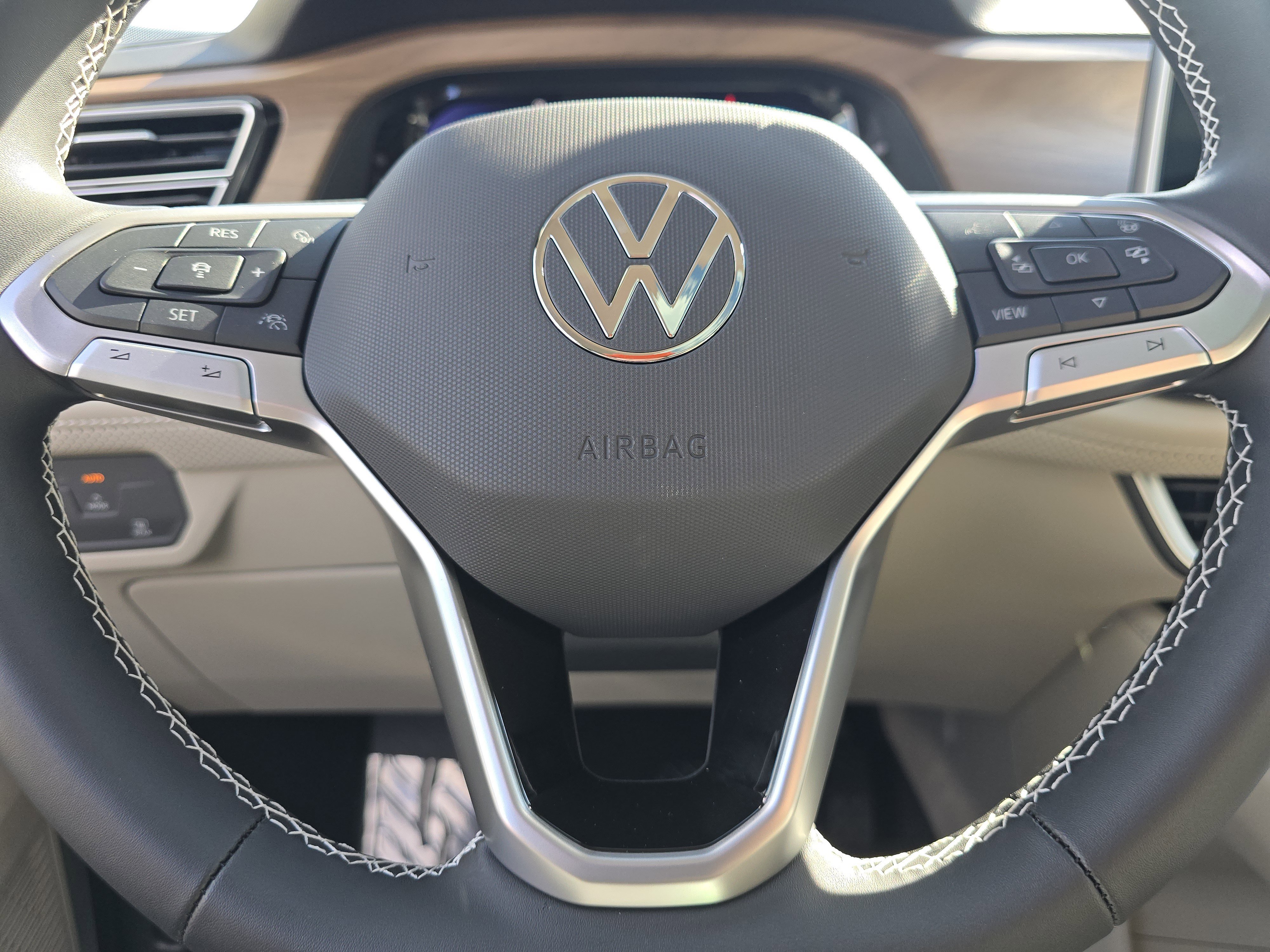 New 2026 Volkswagen Atlas SE image 22